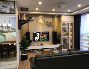 Căn hộ Belleza Phạm Hữu Lầu với sàn gỗ Charm Wood E864, giấy dán tường & tranh tường mực UV vải Canvas